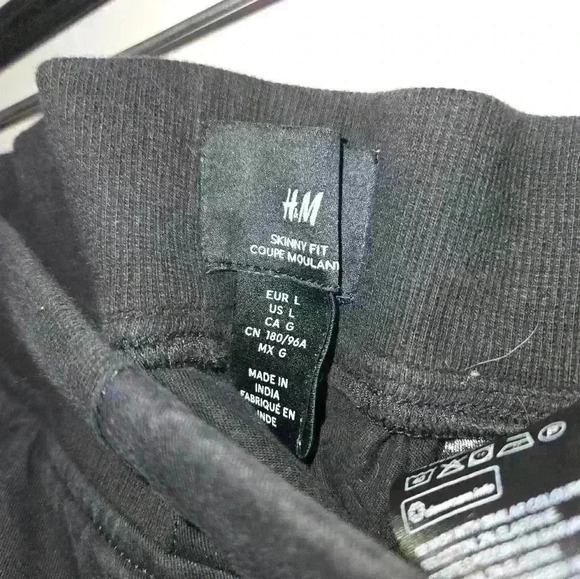 H&M  Black Mens/Unisex  Cargo Jogger - Size L - - Picture 4 of 7